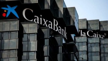 CAixaBank creará el ERE más grande de la banca en España