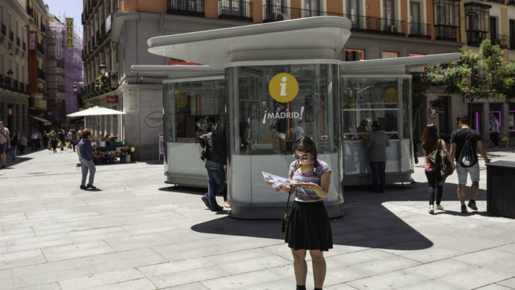 Punto de información turística en Madrid.