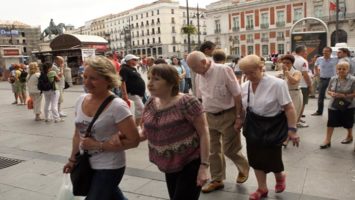 La pensión media de jubilación asciende en España.