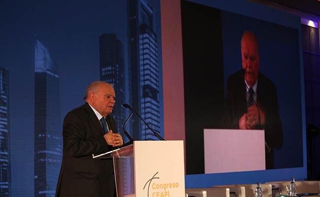 Enrique Iglesias, presidente de Honor del Consejo Empresarial por Iberoamérica (Ceapi).