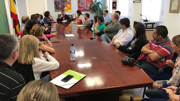 Reunión de profesionales sanitarios argentinos e Higinio Almagro.