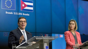Bruno Rodríguez Parrilla, ministro de Relaciones Exteriores de Cuba, y Federica Mogherini, Alta Representante de Política Exterior y de Seguridad Común de la Unión Europea.