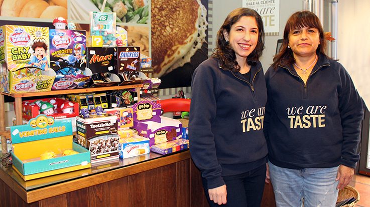 Ximena Sequera y Yolanda Padilla, responsables de la franquicia Taste of America en Chueca.
