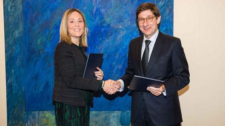 Emma Navarro, vicepresidenta del BEI, y José Ignacio Goirigolzarri, presidente de Bankia.