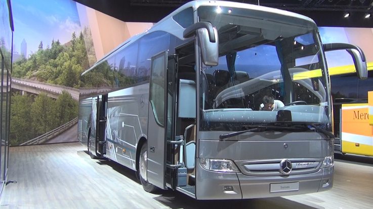 La filial brasileña de Mercedes-Benz exportará 300 autobuses a Ecuador.