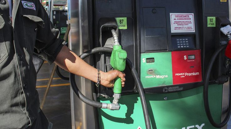 Venezuela registra el precio de gasolina más bajo, con sólo céntimos de dólar por litro.