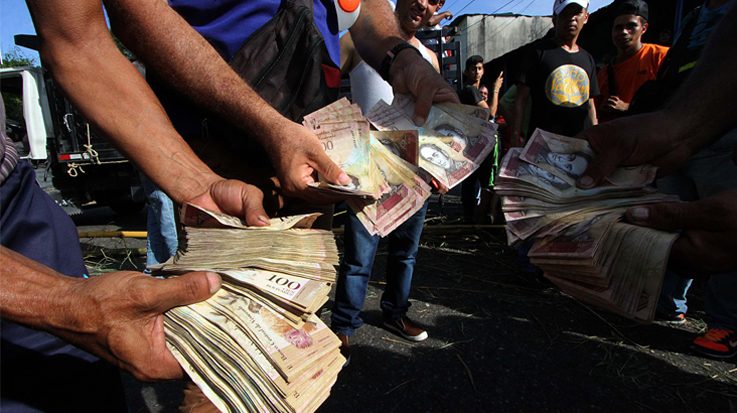 El FMI prevé que el Producto Interior Bruto venezolano caerá un 15 por ciento en 2018.