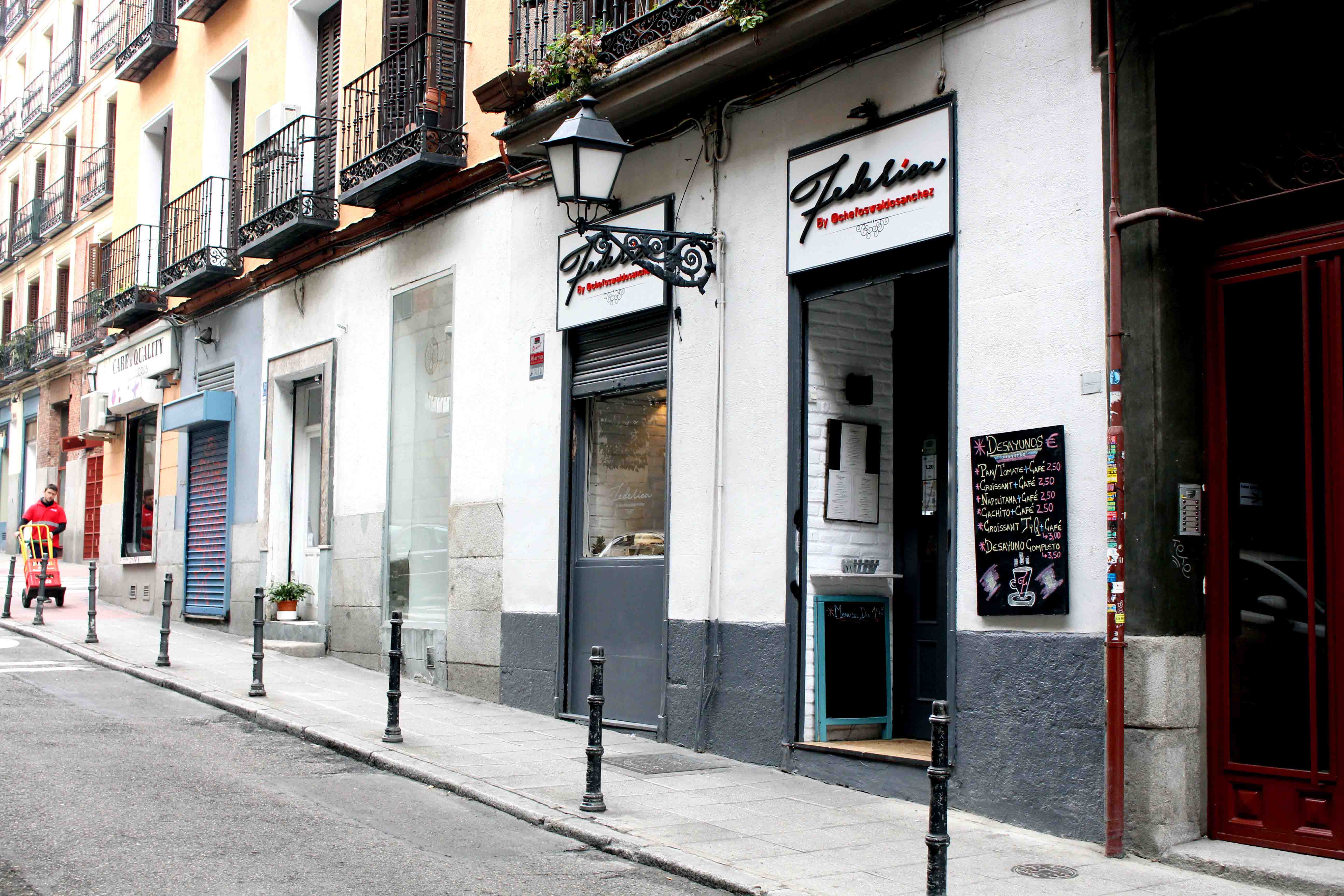 Oswaldo Sánchez estima abrir un segundo restaurante en Madrid cuando Federica cumpla su primer año.