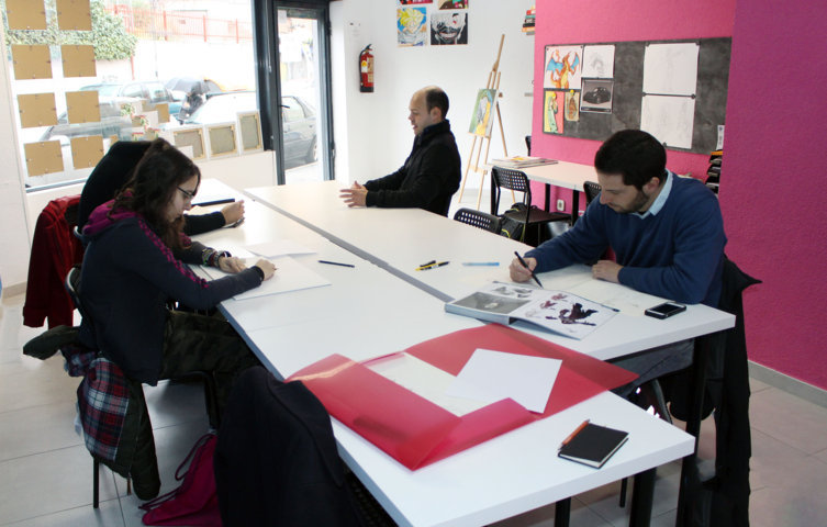 A Félix le gustaría incluir en su escuela un espacio para que jóvenes talentos puedan crear proyectos de animación que puedan comercializarse. 