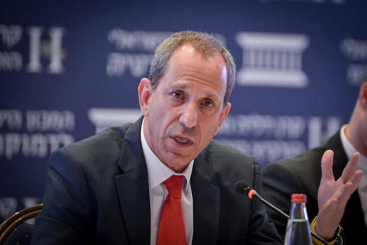 Shmuel Hauser, presidente de la Autoridad de Valores de Israel.