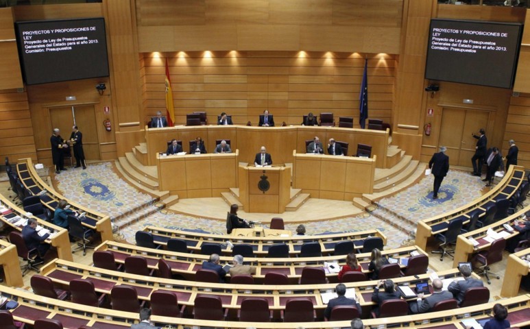Los parlamentarios de la Cámara Alta gastaron unos 2.469.622,55 euros en concepto de desplazamiento en 2015.