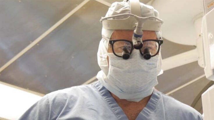 Federico P. Girardi, médico cirujano y profesor del Hospital for Special Surgery Weill Cornell Medicine