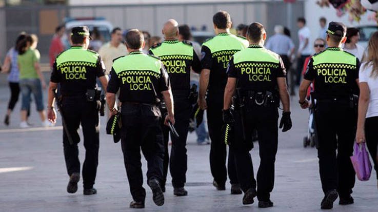 El Ayuntamiento de Alcalá de Henares abre 9 plazas para Policía Local a la espera de conocer la fecha de las primeras pruebas.