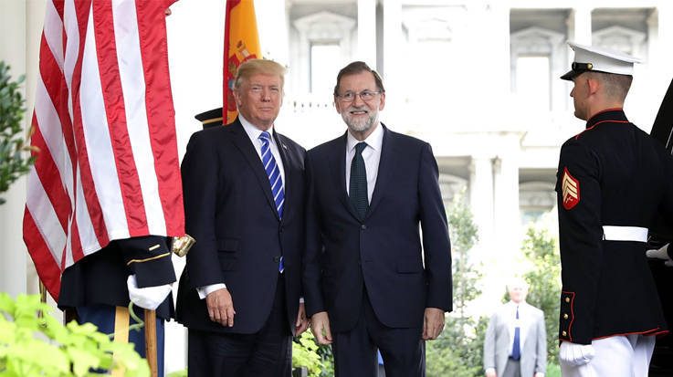 Donald Trump, presidente de Estados Unidos, junto a Mariano Rajoy, presidente de España.