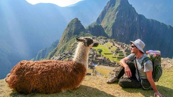 El Machu Picchu y el Caño Cristales sufren impactos negativos producto del gran volumen de visitantes que reciben.