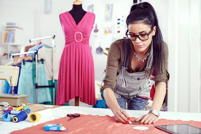 La línea de crédito para mujeres emprendedoras ofrecerá ayudas por hasta 7,5 millones de euros.