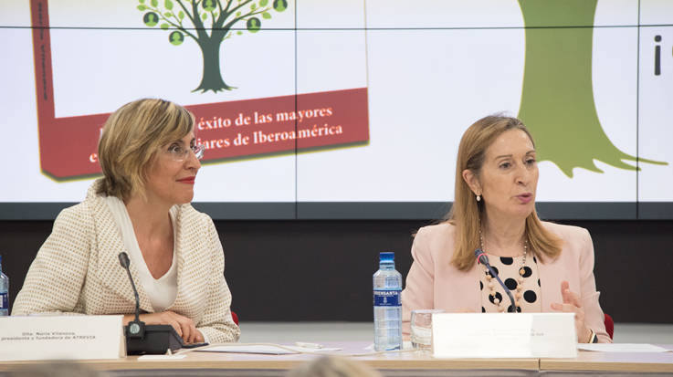 Núria Vilanova presenta su libro ‘La esencia de la empresa familiar’