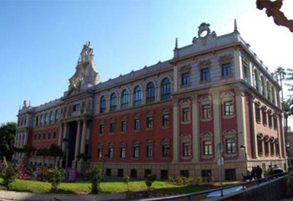 El examen se realizará en las instalaciones de la Universidad de Murcia.