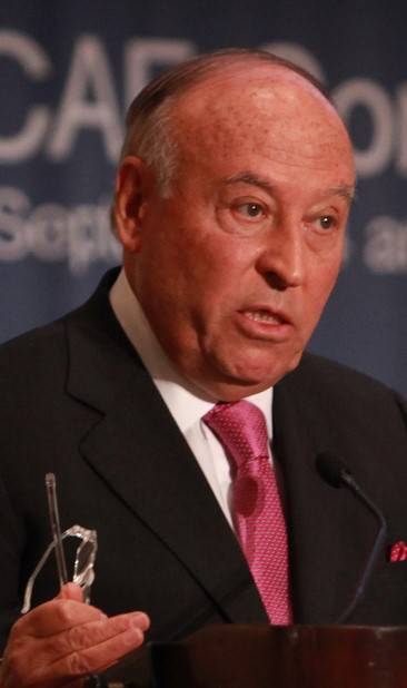 Enrique García Rodríguez, expresidente del Banco de Desarrollo para América Latina CAF, ha sido distinguido con un “Premio Especial”.