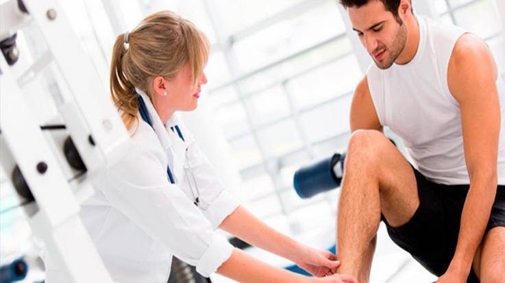 Los españoles incrementarán la demanda del uso de fisioterapeutas durante los meses de junio y septiembre.