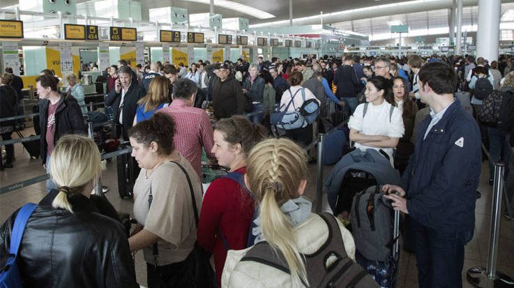 España ha negado la entrada a 439.505 ciudadanos extracomunitarios durante 2017.