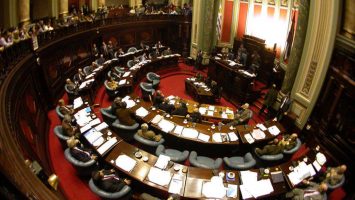 La Cámara de Diputados de Uruguay aprueba el Tratado de Libre Comercio con Chile, con un total de 85 votos.