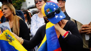 Ministerio de Trabajo e Inmigración está analizando la solitud para la aprobación de la Protección Temporal para los venezolanos.