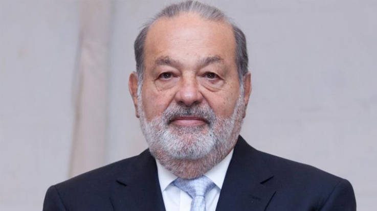El magnate Carlos Slim afirma que permanecerá en la directiva de FCC.