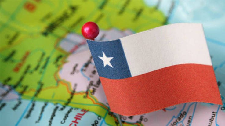 La economía de Chile se ha expandido un 4,9 por ciento en junio, una décima menos que las estimaciones previstas.