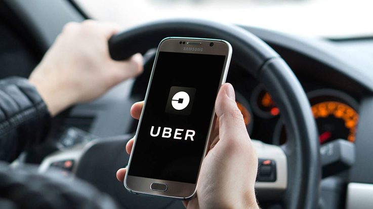 Uber implementa el pago en efectivo a sus servicios de Madrid