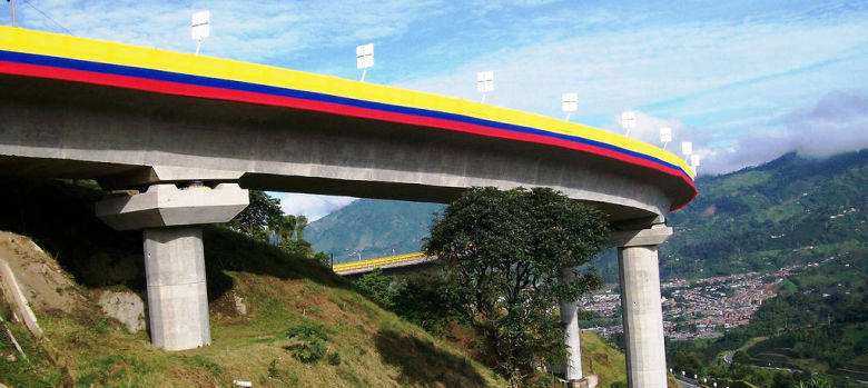 Las obras de las autopistas en Colombia tendrán una duración de tres años.