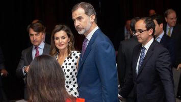 El Rey Felipe VI inaugura el Encuentro Empresarial España-Perú, donde más de 30 empresas españolas participan.