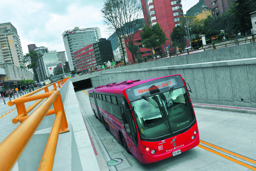 Con esta nueva flota de autobuses, Bogotá amplía la capacidad de su sistema BRT en aproximadamente un 30 por ciento.