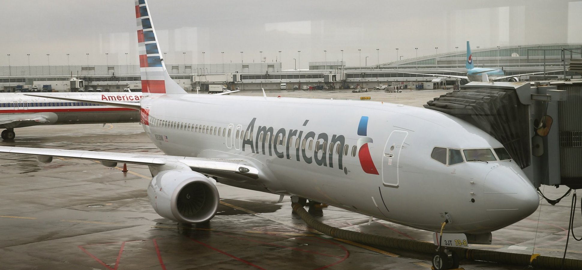 American Airlines afirma que la medida de no aceptar efectivo le permitirá ayudar a sus clientes “de una manera más rápida y eficiente".