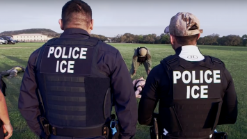 Policias de ICE
