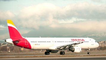 Avión aerolínea Iberia