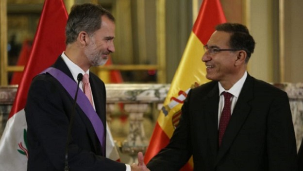 Martín Vizcarra y el Rey Felipe