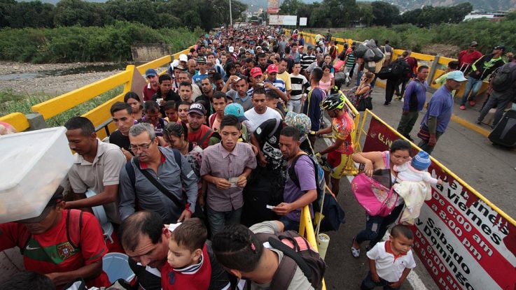 venezolanos entrando a Colombia