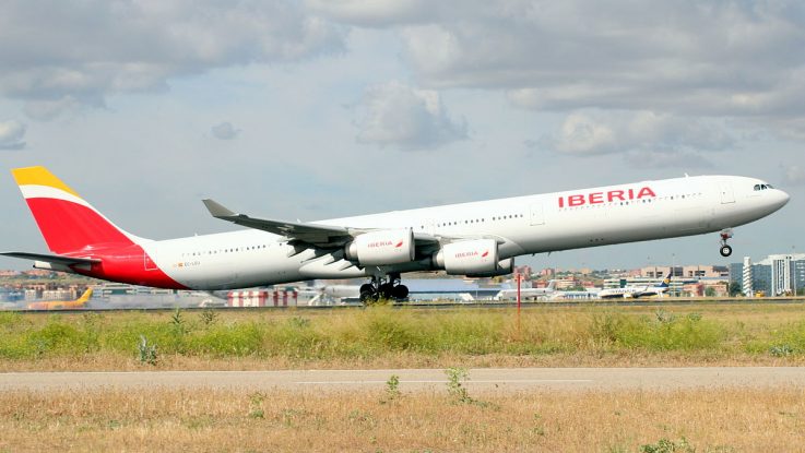 Iberia presenta un ERTE por tres meses para el 90% de sus empleados