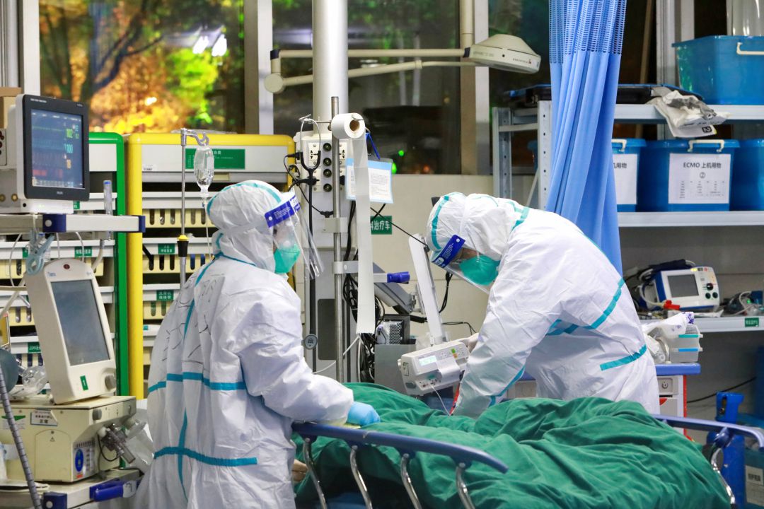 Médicos en Francia durante la pandemia del Covid-19